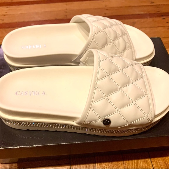 Adorable and comfy white quilted slides, crystal border- like new - Picture 2 of 4